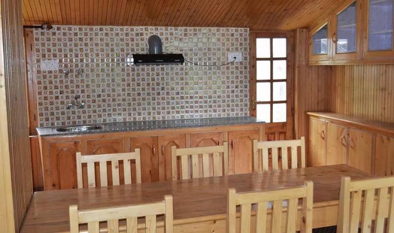 Hotel Manali Continental Екстериор снимка