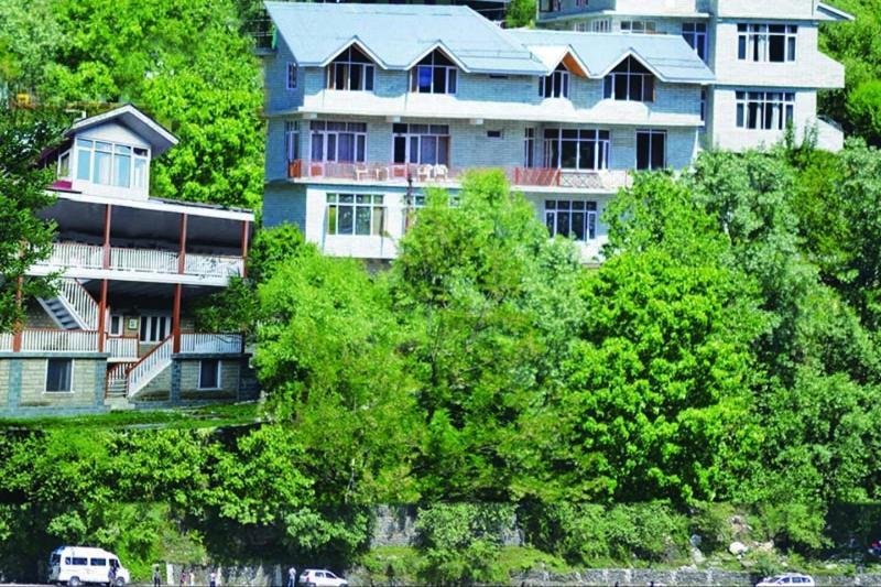 Hotel Manali Continental Екстериор снимка